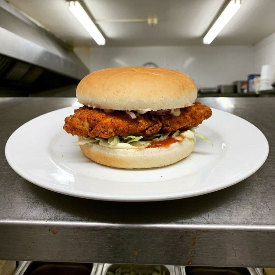Burger au poulet épicé / Spicy Chicken Burger