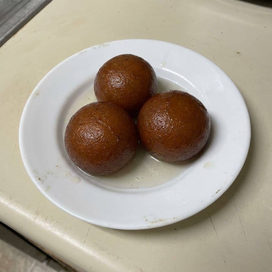 Gulab jamun / Gulab Jamun